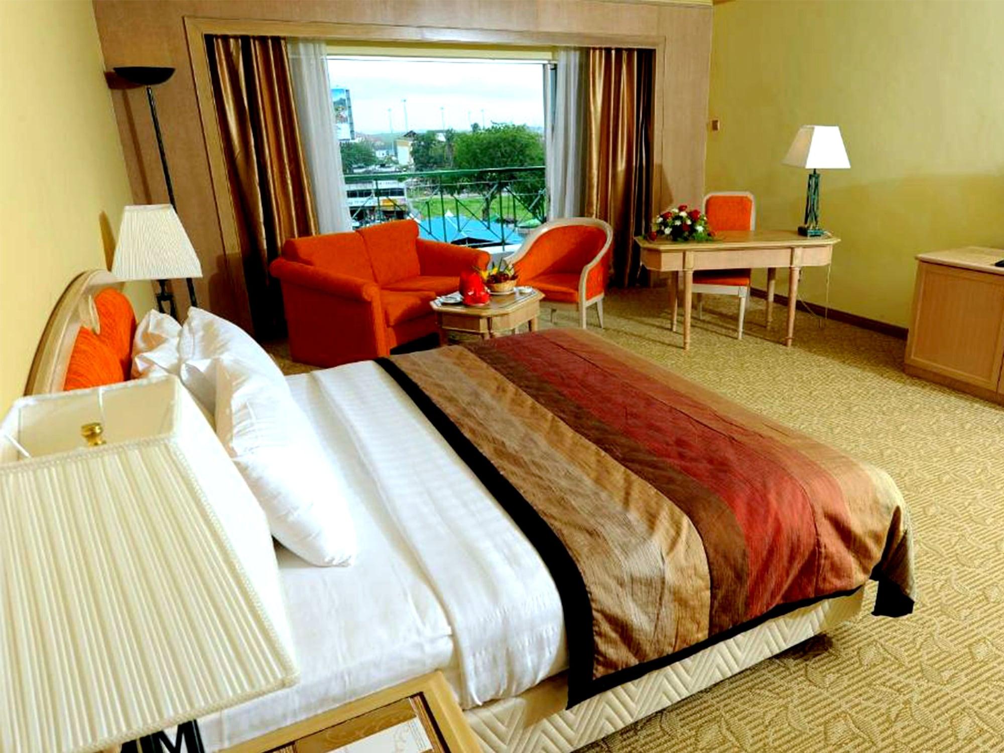 Grand Darul Makmur Hotel Kuantan Extérieur photo