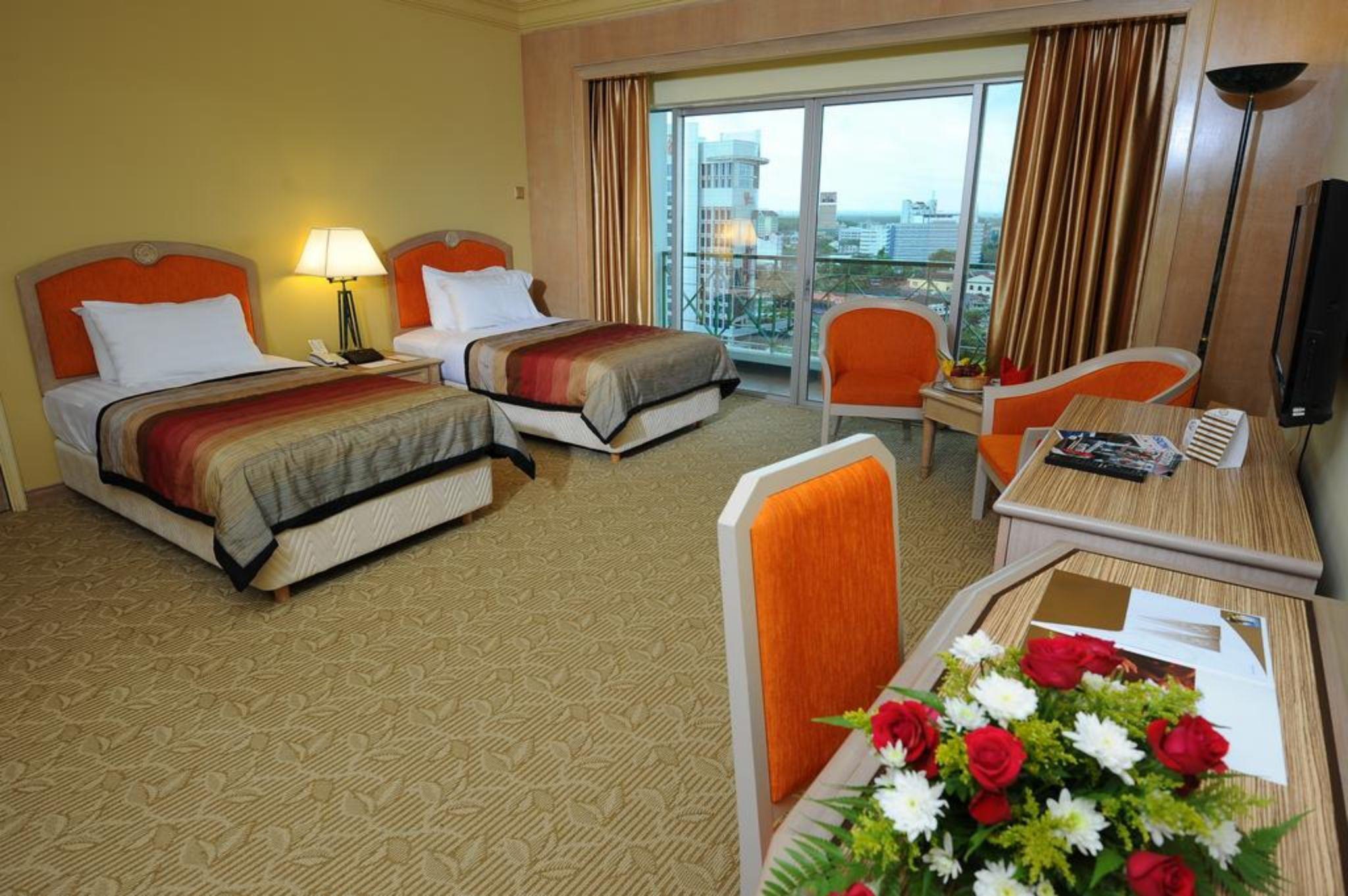 Grand Darul Makmur Hotel Kuantan Extérieur photo