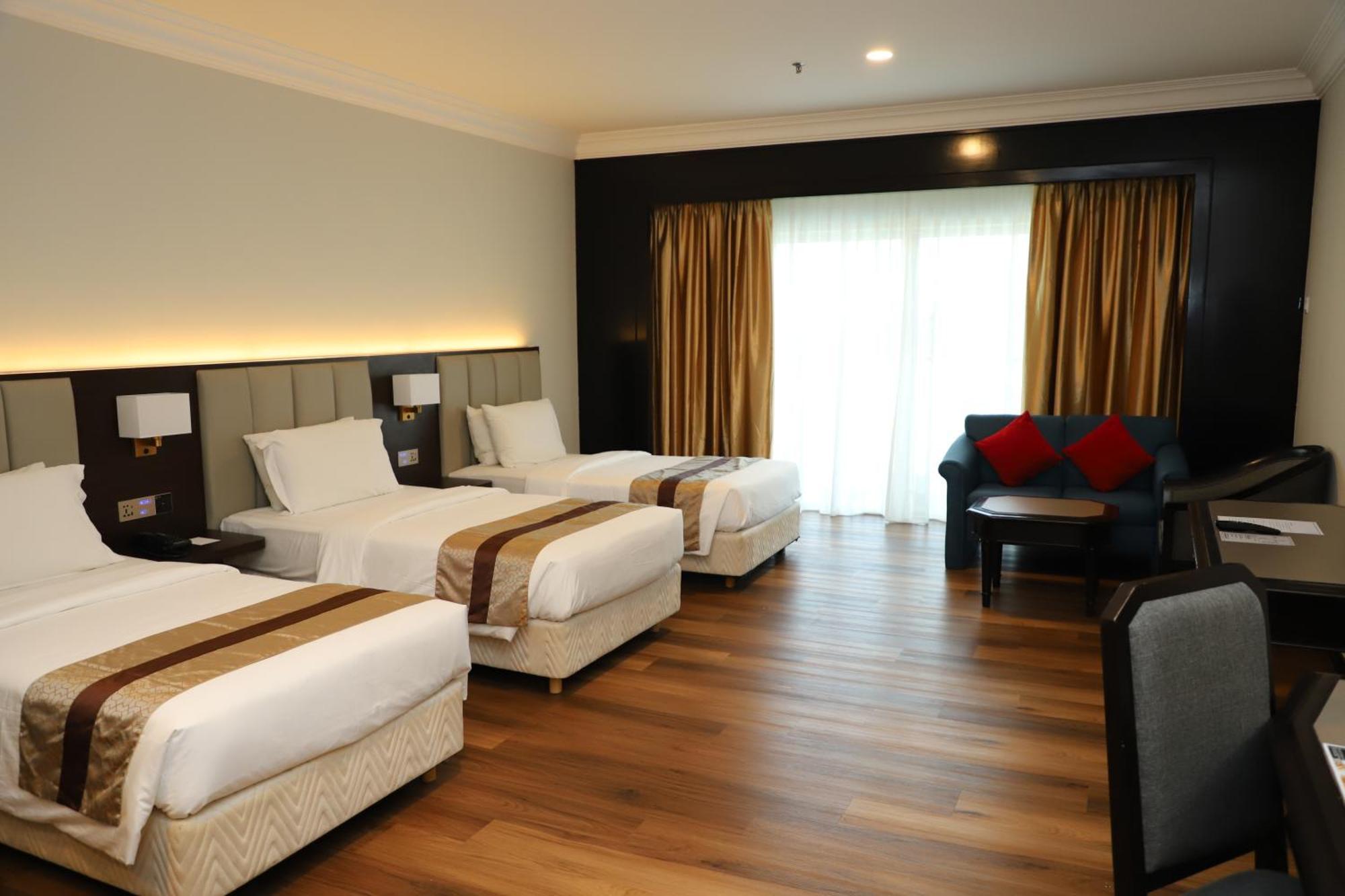 Grand Darul Makmur Hotel Kuantan Extérieur photo