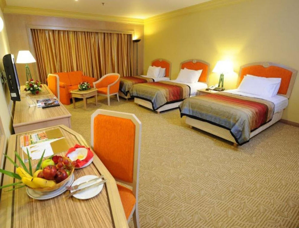 Grand Darul Makmur Hotel Kuantan Extérieur photo